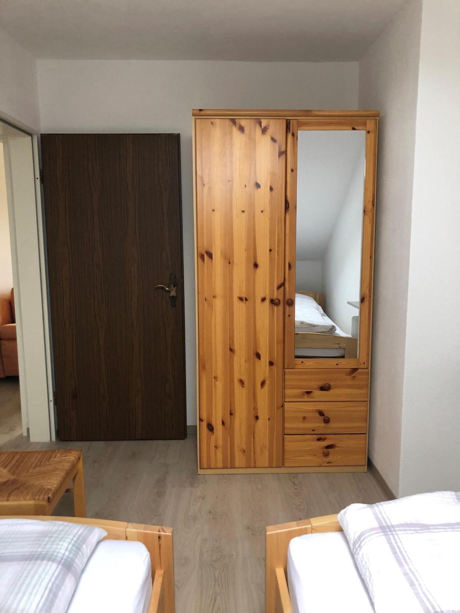 Ferienwohnungen Haus Sommerwind, 45075 Jemgum Bagian luar foto